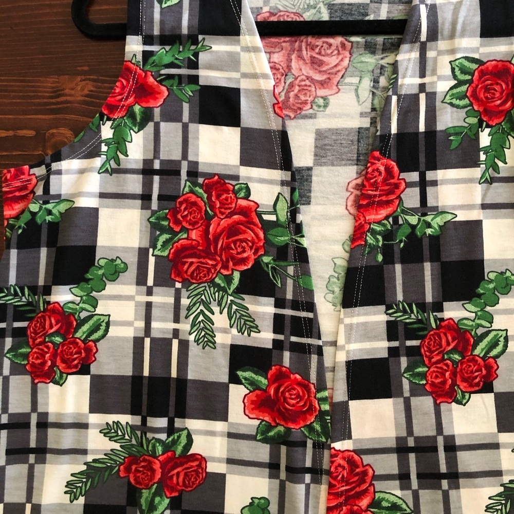LuLaRoe Joy Jersey Knit Vest